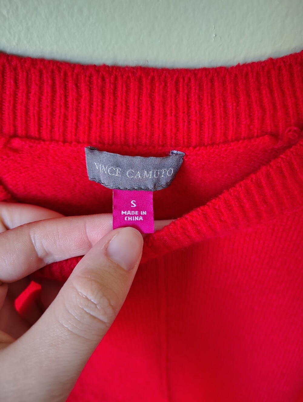 ☀️5/$25☀️ Vince Caputo Women's Size Small Soft Red Crewneck Sweater - Picture 4 of 6